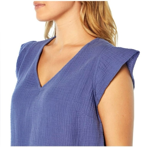 New Three Dots Periwinkle Cap Sleeve V Neck Top - Picture 2 of 8